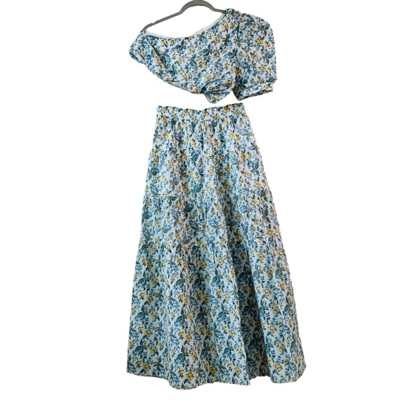 En Saison Dresses & Skirts - En Saison Women’s Midi Dress in Blue Floral Size XS